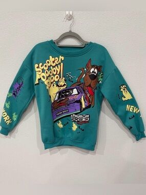Scooby-Doo Teal Graphic Sweatshirt
